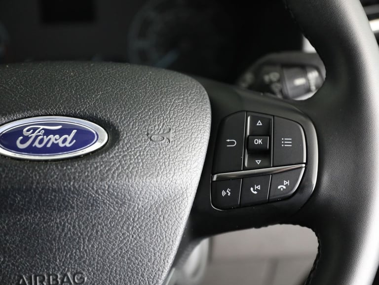 2022 Ford Transit Custom 2.0 300 EcoBlue Limited Panel Van 5dr Diesel Manual L2 H1 Euro 6 (s/s) (...