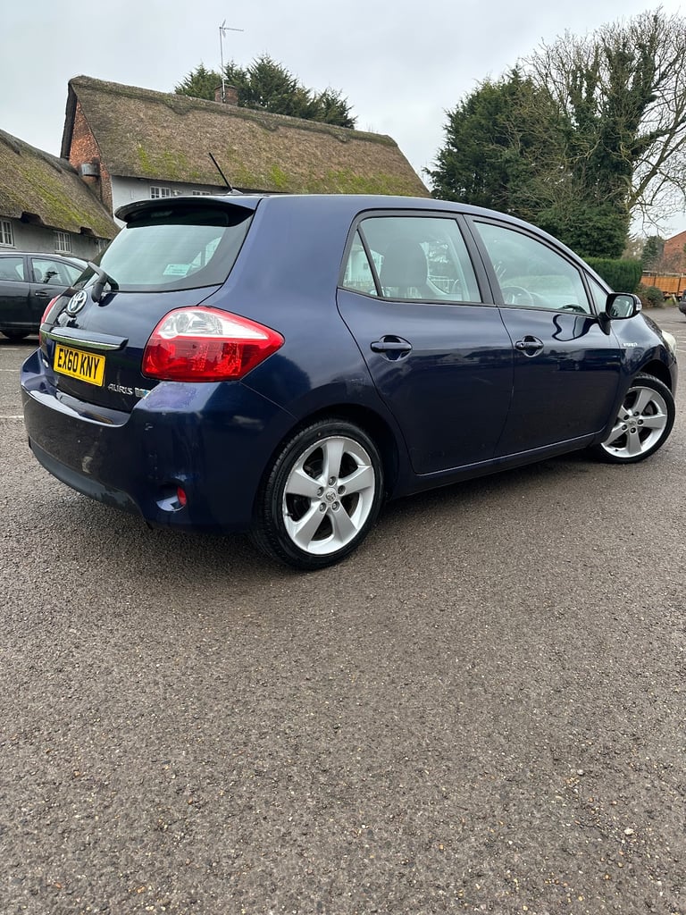 Toyota, AURIS, Hatchback, 2010, Semi-Auto, 1798 (cc), 5 doors