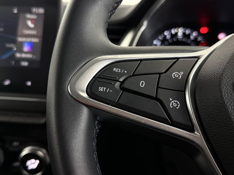 2021 Renault Captur 1.3 TCe Iconic EDC Euro 6 (s/s) 5dr HATCHBACK Petrol Automatic