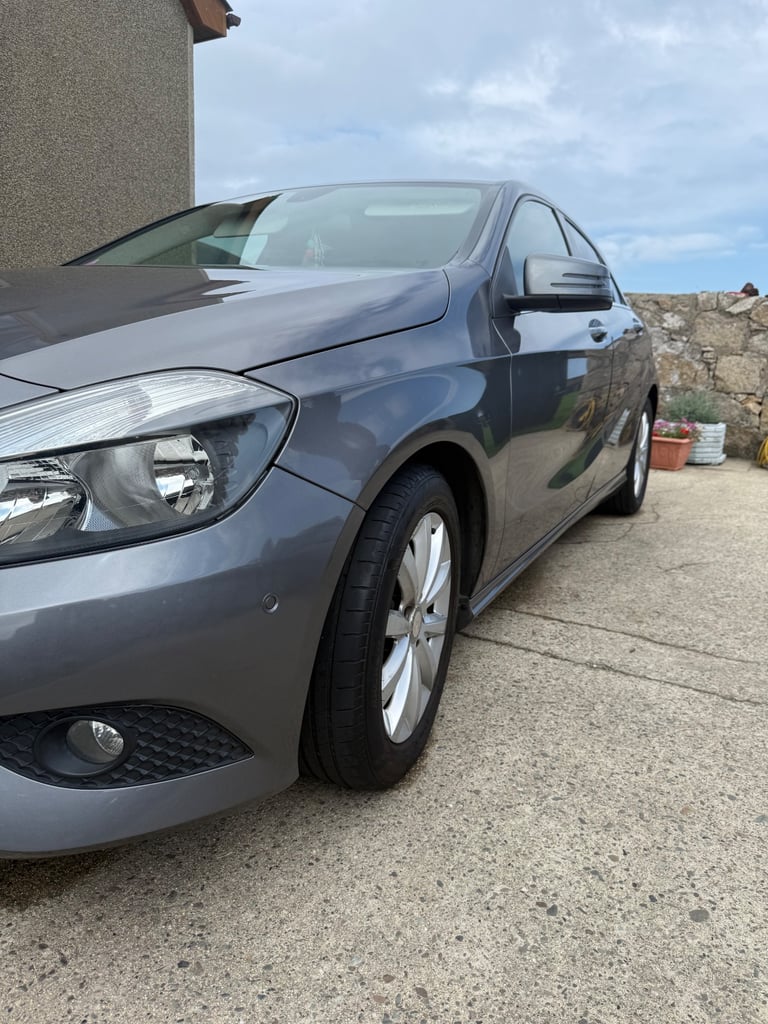 Mercedes-Benz, A CLASS, Hatchback, 2014, Manual, 1461 (cc), 5 doors