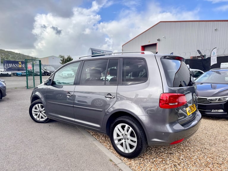 2015 Volkswagen Touran 1.6 TDI 105 BlueMotion Tech SE 5dr DSG MPV Diesel Automatic