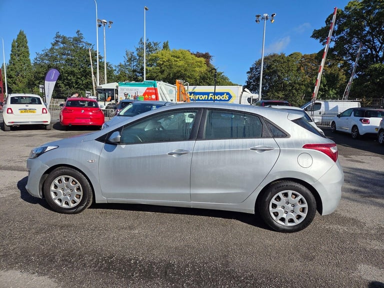 2015 Hyundai i30 1.4 Classic Euro 5 5dr HATCHBACK Petrol Manual