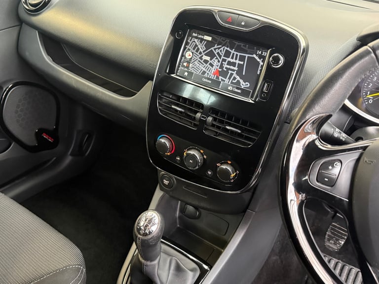 2014 Renault Clio 1.2 16V Dynamique MediaNav 5dr HATCHBACK Petrol Manual