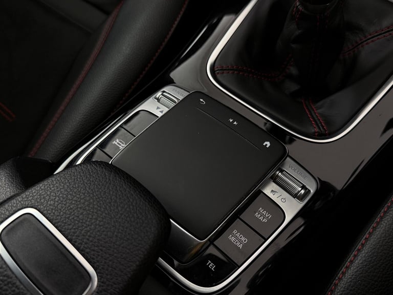 2019 Mercedes-Benz A-Class A200 AMG Line 5dr HATCHBACK PETROL Manual