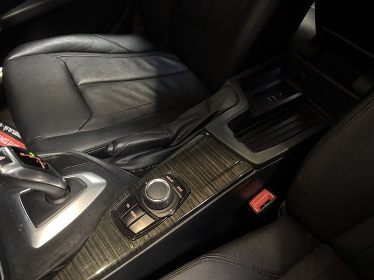 2012 BMW 3 Series 2.0 320D LUXURY TOURING 5DR Automatic Estate Diesel Automatic