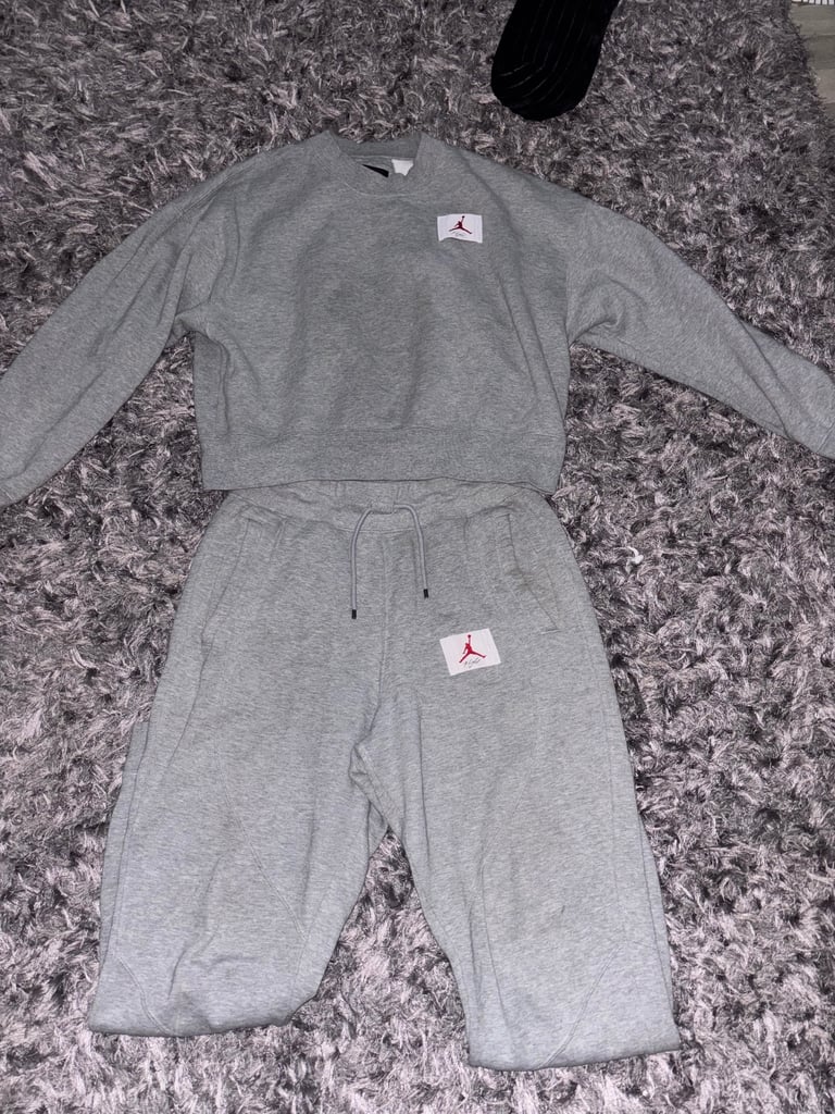 image for Jordan tracksuit 
