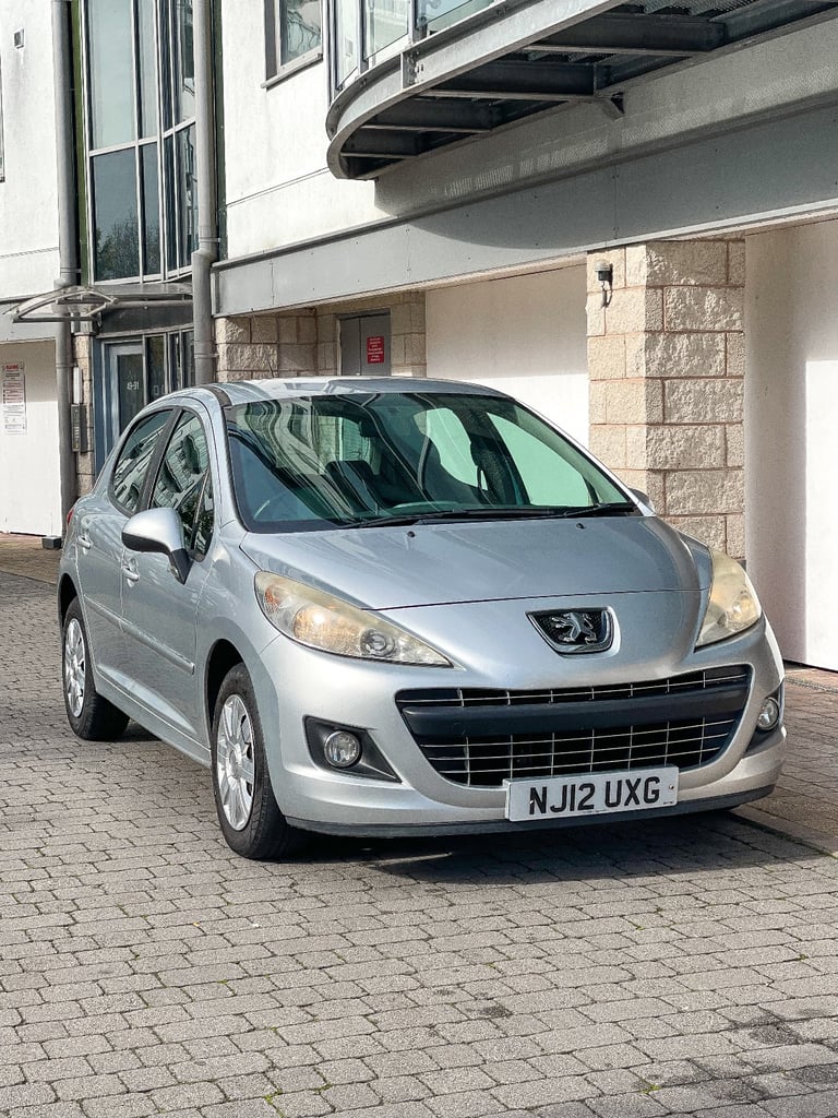 Peugeot 207 1.4 Litre £20 tax 