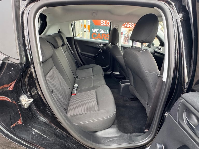 2018 Peugeot 208 1.2 PureTech 82 Active 5dr HATCHBACK Petrol Manual
