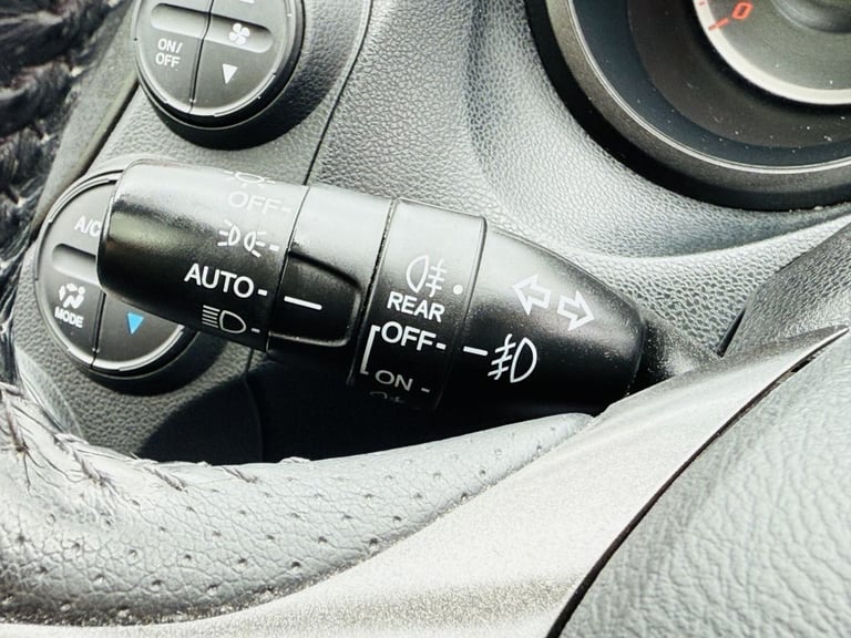 2012 Honda Jazz 1.4 i-VTEC EX 5dr HATCHBACK PETROL Manual