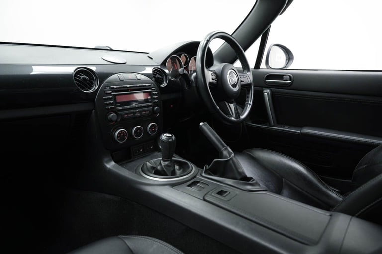 2014 Mazda MX-5 2.0i Sport Tech 2dr CONVERTIBLE PETROL Manual
