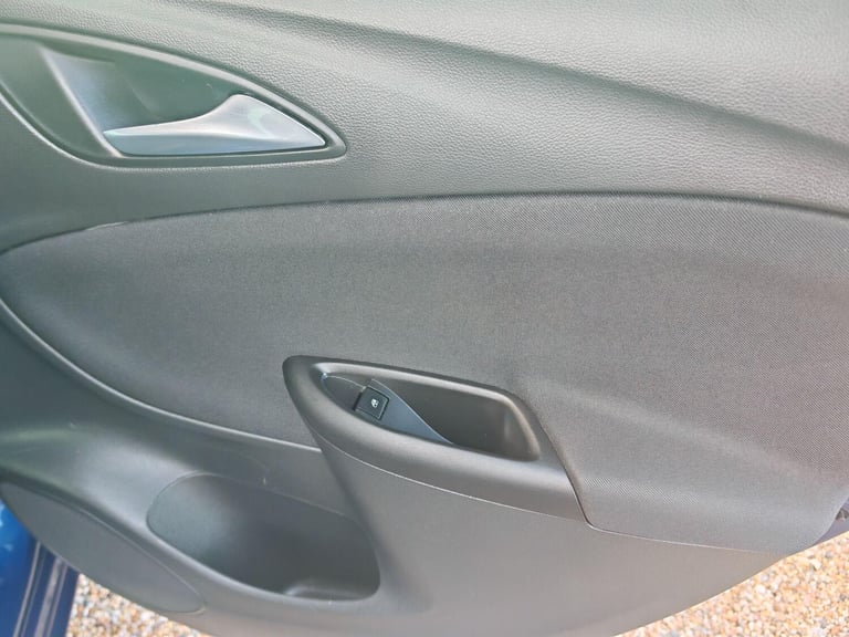 2020 Vauxhall Astra 1.5 Turbo D Business Edition Nav Euro 6 (s/s) 5dr HATCHBACK Diesel Manual