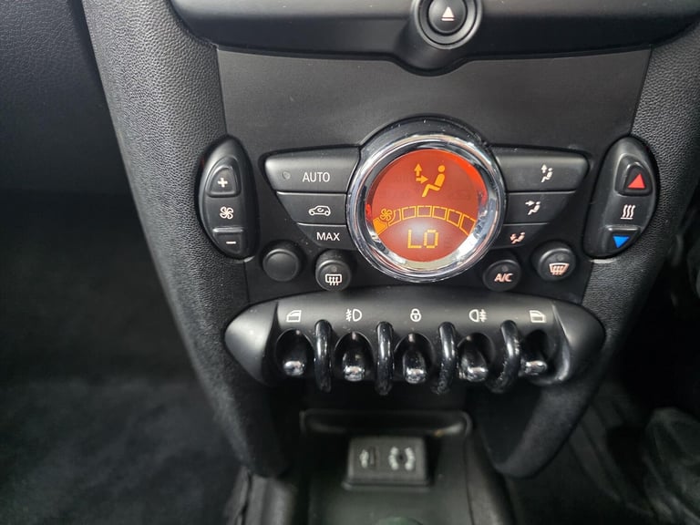 2012 MINI Hatch 1.6 One Euro 5 3dr HATCHBACK Petrol Manual
