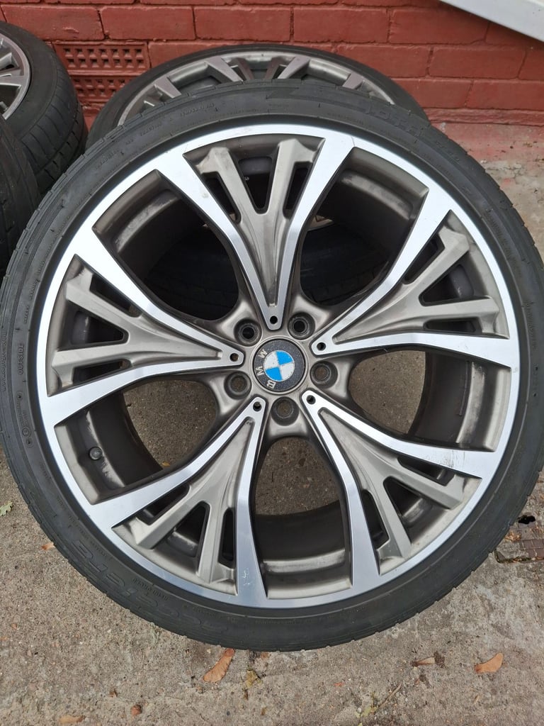 BMW alloys whells 21" 5x120 Front 10j Rear 11.5