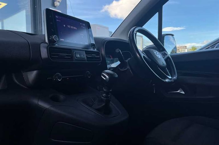 2022 Vauxhall Combo Life 1.5 TURBO D SE 5DR [7 SEAT] MPV Diesel Manual