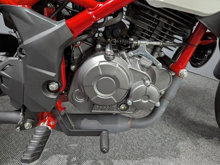 2025 (75) Benelli BN125 in White