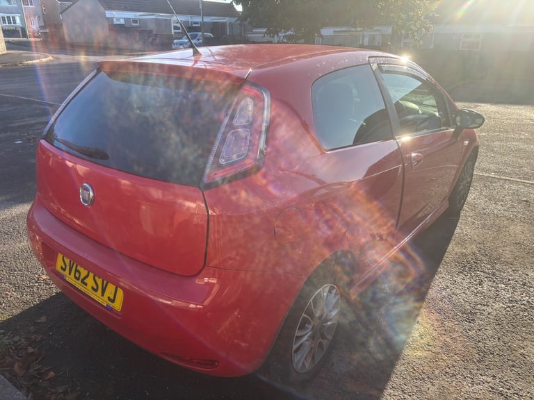 Fiat, PUNTO, Hatchback, 2012, Manual, 1368 (cc),3 doors - Image 5