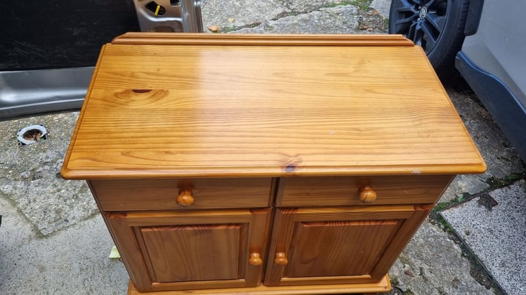 Pine 2 Drawer cabinet