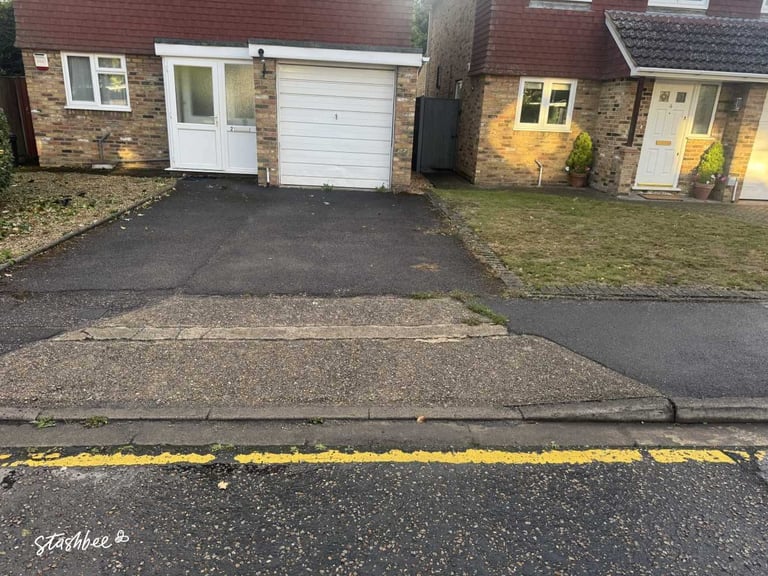 Parking Space to rent in Uxbridge (UB10) | Stashbee