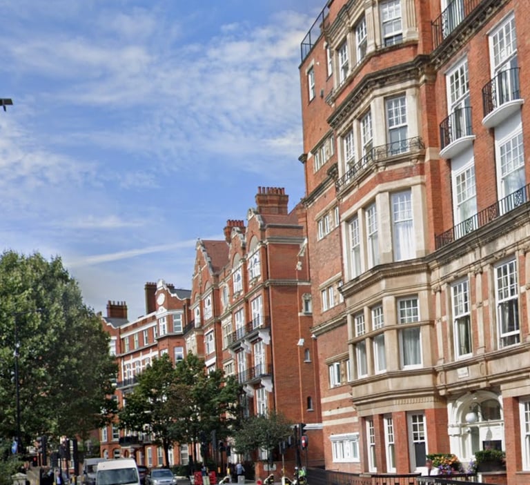 Kensington Studio Flat Swap