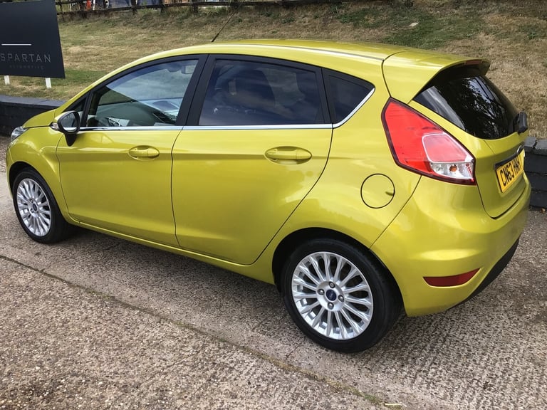 2013 Ford Fiesta 1.5 TDCi Titanium 5dr HATCHBACK Diesel Manual