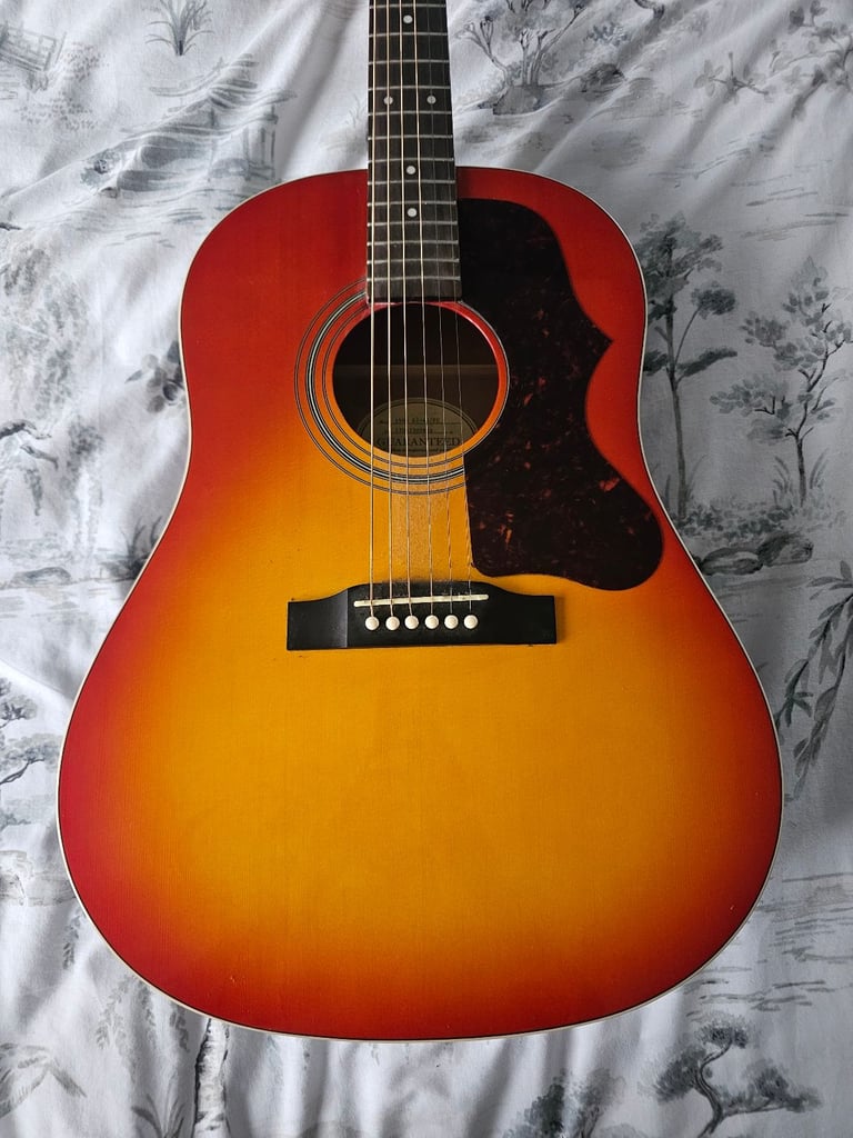 image for Epiphone ej-45 vintage acoustic guitar cherry sunburst