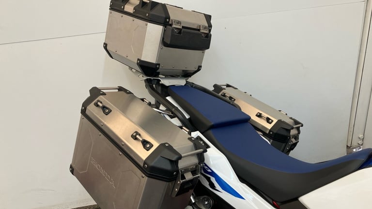 2025 Honda Africa Twin (23MY) Honda Africa Twin CRF1100L Manual DUEL Petrol Manual