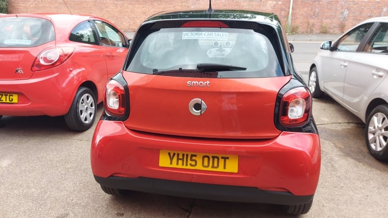 RED SMART FORFOUR 1.0 PASSION FREE TAX ALLOYS BLUETOOTH CRUISE 84K FSH 2015