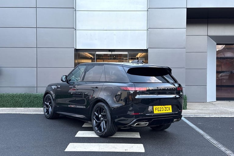 2023 Land Rover Range Rover Sport 3.0 P440e 38.2kWh Dynamic SE SUV 5dr Petrol Plug-in Hybrid Auto...