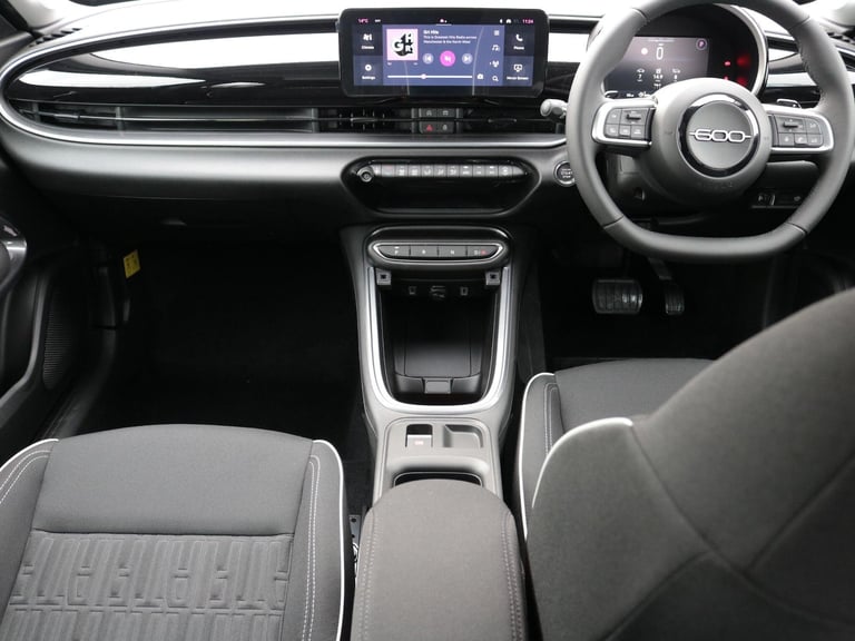 2025 Fiat 600 600 1.2 136hp Hybrid Edct-6 HATCHBACK Petrol/Electric Hybrid Automatic