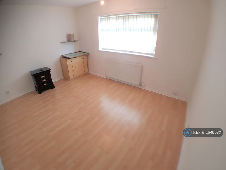 3 bedroom house in Wyre Close, Whitefield, Manchester, M45 (3 bed) (#2649930)
