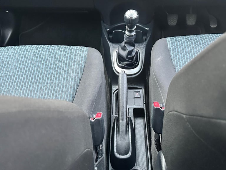 2013 Toyota Yaris 1.33 Dual VVT-i TR Euro 5 5dr HATCHBACK Petrol Manual