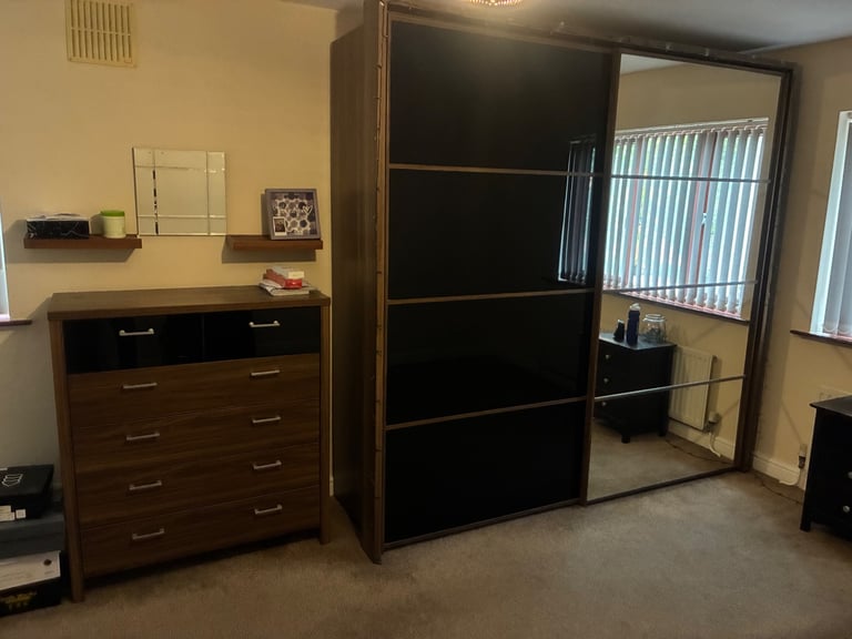 Large Besroom Wardrobe Set