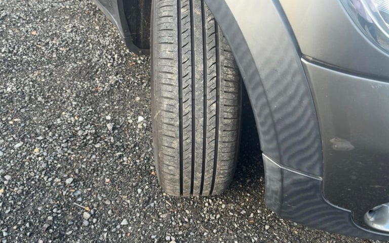 MINI Countryman 1.6 Cooper D (Diesel) – MOT until June 26 & Low Running Costs