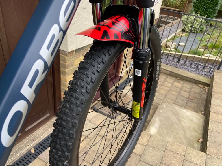 Share Orbea MX 24 XC Kids Mountain Bike – 24” Wheels, Shimano Altus 7-Speed.