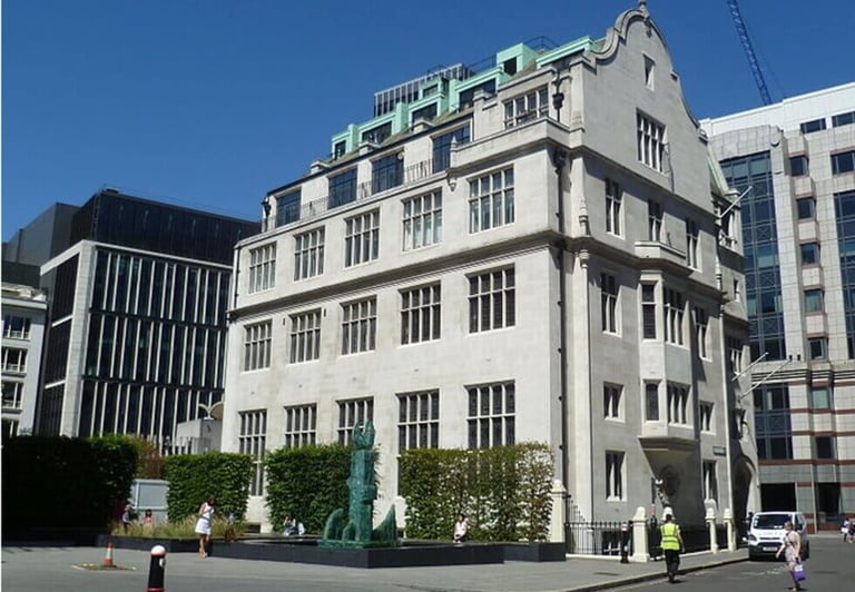 4 to 200 Person Private Office Suites to rent in *Moorgate*, Central London EC2