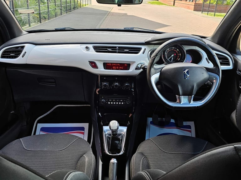 2010 Citroen DS3 1.6 HDi Black 3dr HATCHBACK DIESEL Manual