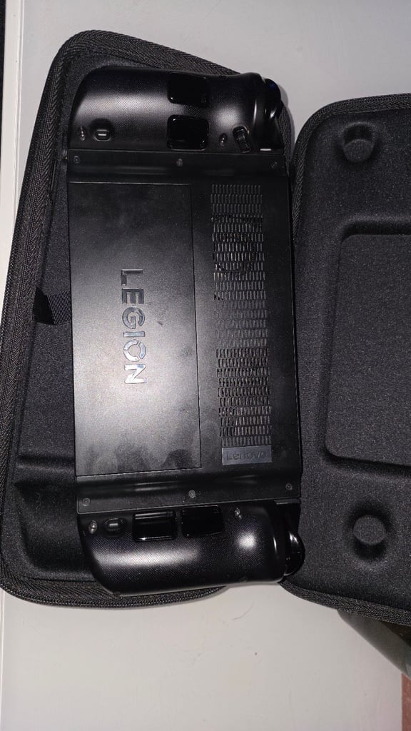 LENOVO LEGION GO
