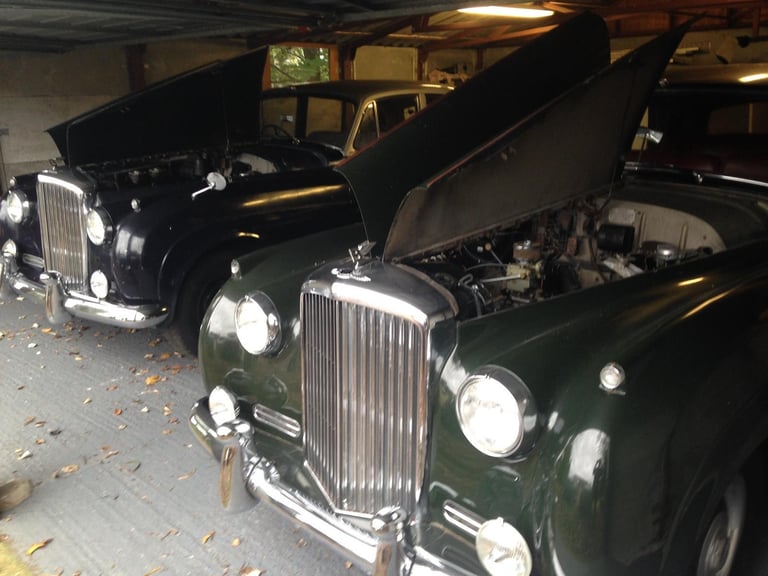CLASSIC CAR STORAGE - INDOOR JUST £150 PM - HAMPSHIRE - TRANSPORT AVAILABLE