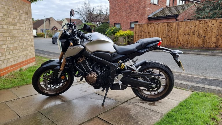Honda CB650R, Silver, 2021, 650cc, A2 Restricted, Low mileage, fresh MOT and service