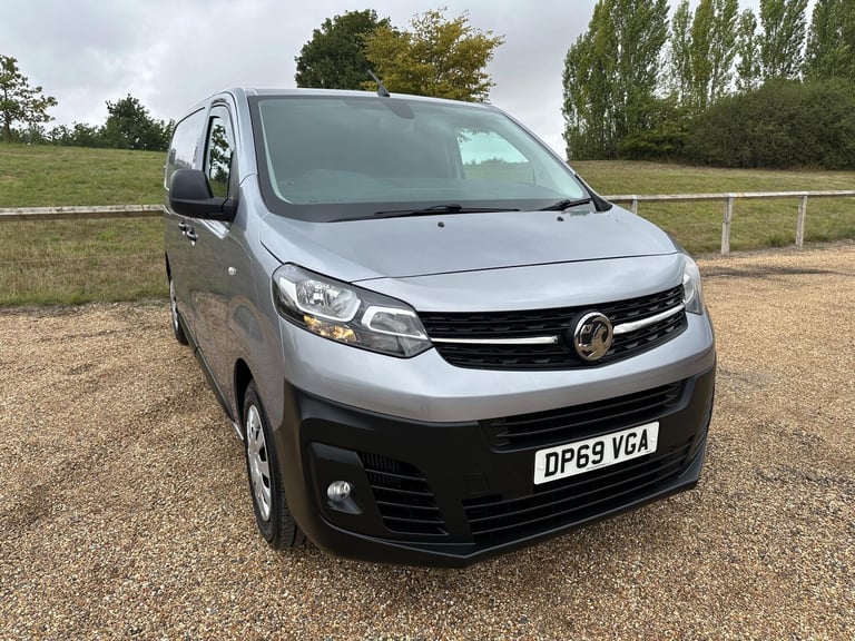 2019 Vauxhall Vivaro 1.5 Turbo D 2900 Dynamic L1 H1 Euro 6 (s/s) 6dr PANEL VAN Diesel Manual
