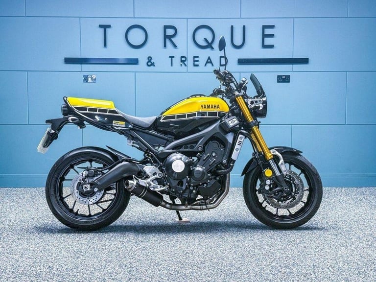 2016 66 YAMAHA XSR900 60TH ANNIVERSARY 900 ABS SPORT HERITAGE - LOW MILES
