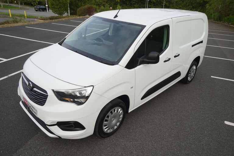 2022 Vauxhall Combo 1.5 Combo 2300 Sportive L2 LWB + 3 Seater + Twin Slider + Top Spec Van Panel ...