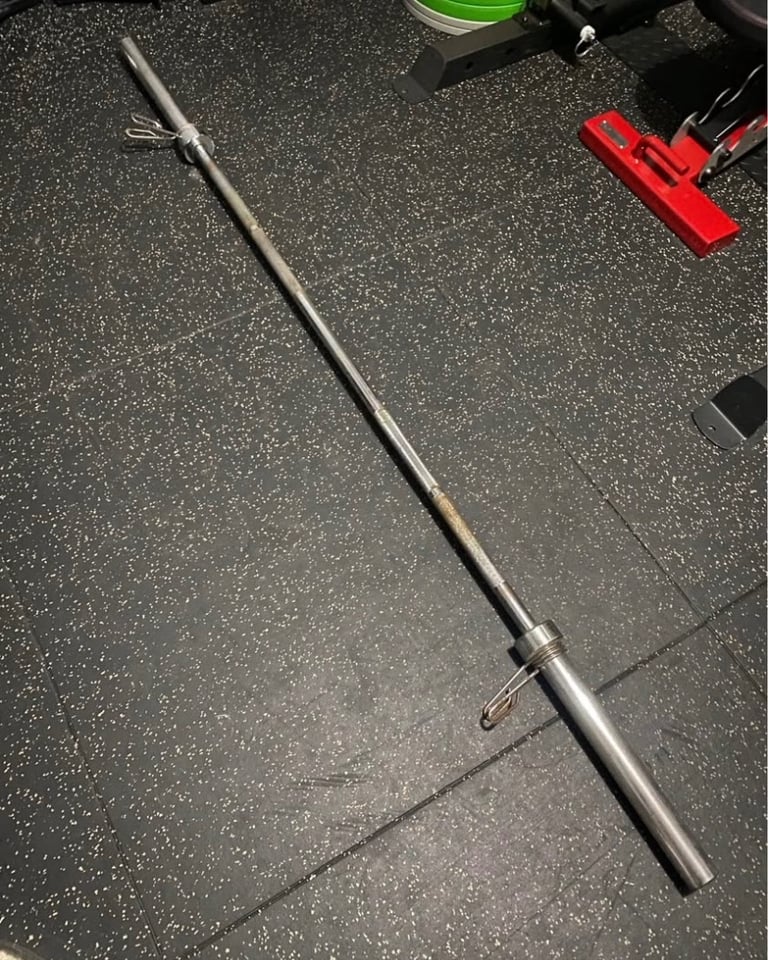 image for 7 foot 20kg Olympic barbell with spring collars. 