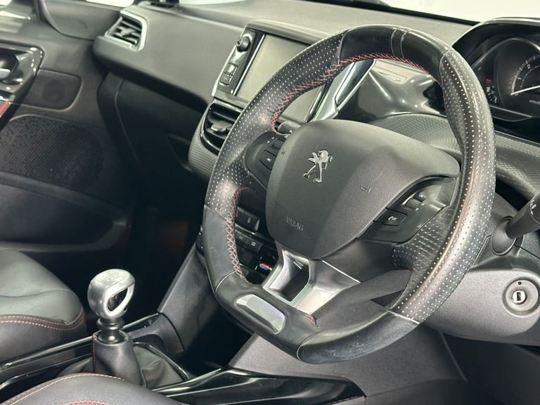 2018 Peugeot 2008 1.2 PureTech GT Line SUV 5dr Petrol Manual Euro 6 (s/s) (130 ps) HATCHBACK Petr...