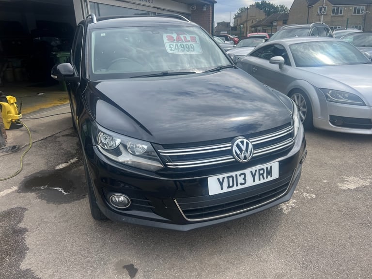 2013 Volkswagen Tiguan 2013 2.0 TDi BlueMotion Tech SE 5dr 4X4  DSG AUTO BLACK SERVICE HISTORY ES...