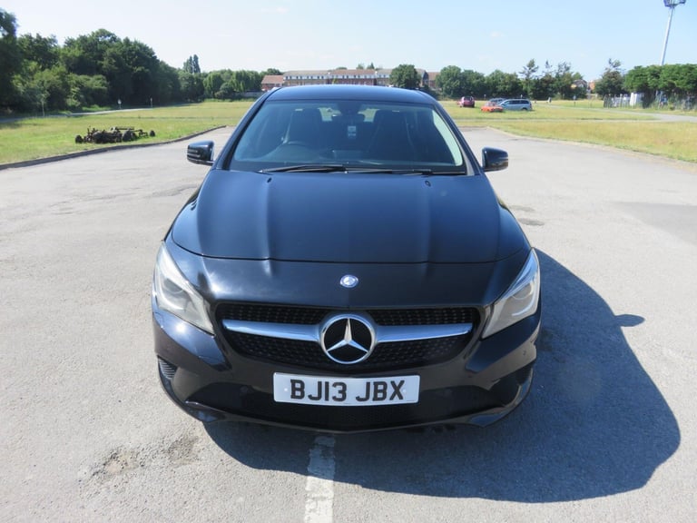 2013 Mercedes-Benz CLA 1.6 CLA180 Sport Coupe Euro 6 (s/s) 4dr SALOON Petrol Manual