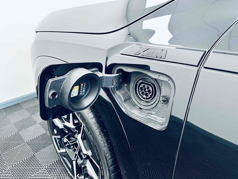 2024 BMW XM 50e SUV HYBRID Automatic