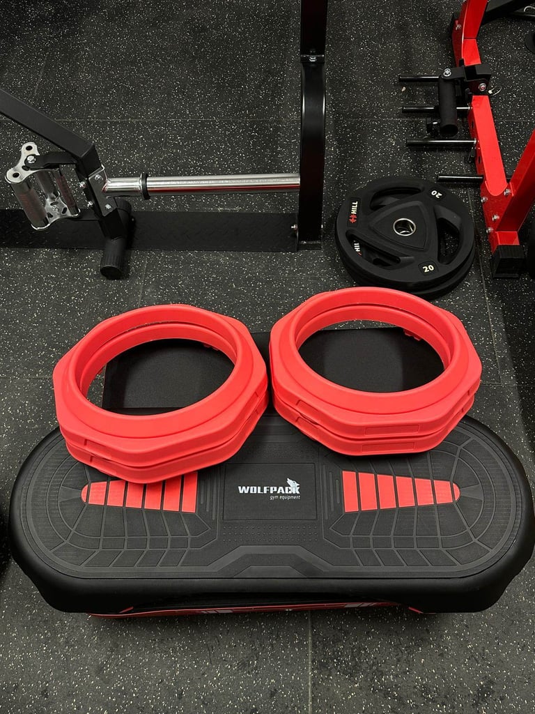 CLEARANCE:  Aerobic Steps (Fitness Gym Pump Step)