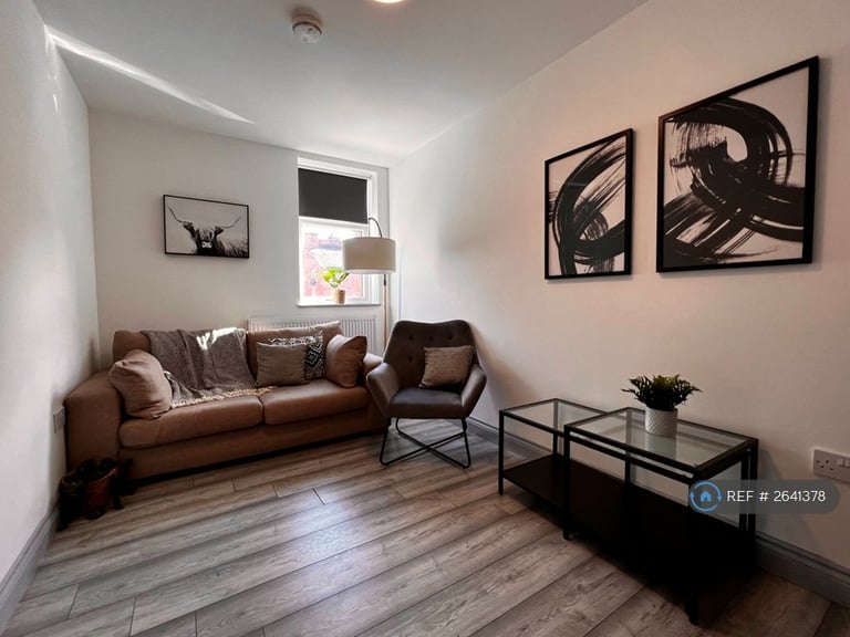 1 bedroom in Warwick Street, Leicester, LE3 (#2641378)