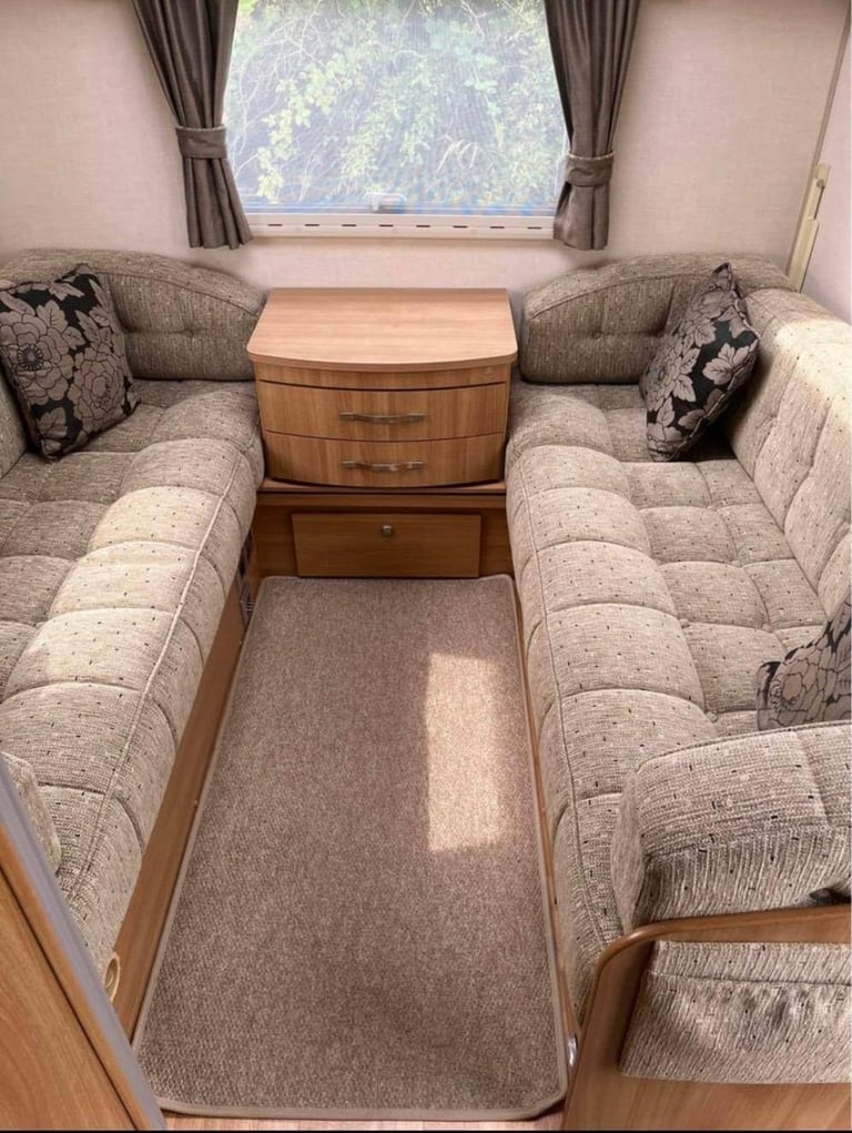 🏕️ Coachman Laser 655/6 – 2010 – 6 Berth Luxury Caravan